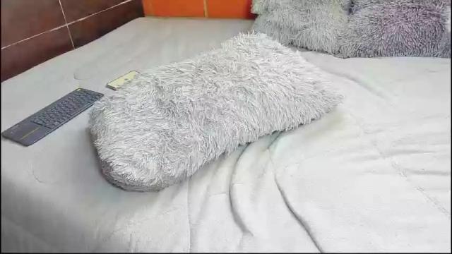 Image 7 of ivannatender Stream on Chaturbate on 18 months ago