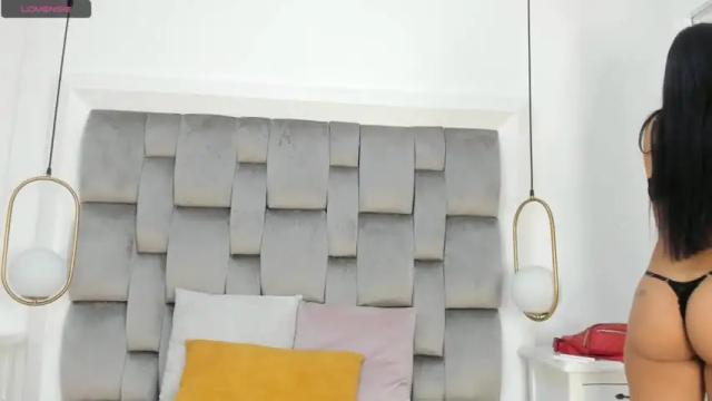 Image 2 of ivette__26 Stream on Chaturbate on 19 months ago