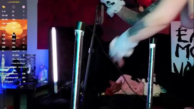 Image 7 of ivey_and_james Stream on Chaturbate on 1 month ago