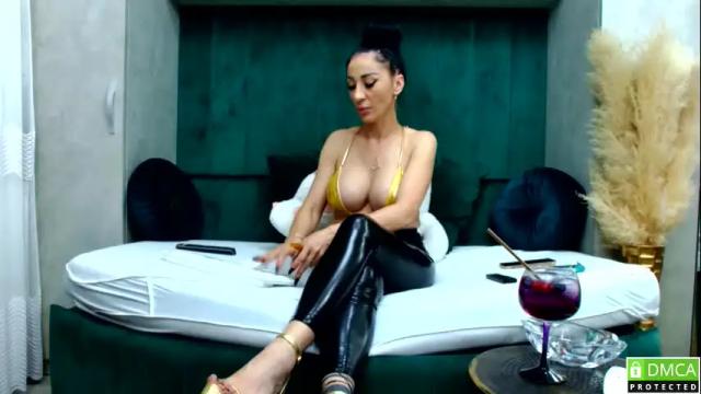Image 7 of ivona4u Stream on Chaturbate on 21 days ago