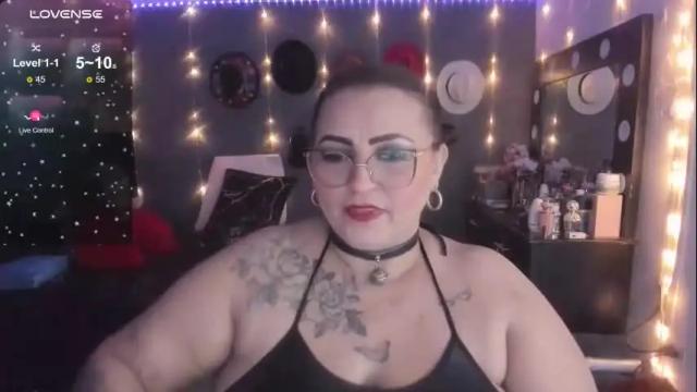 Image 7 of ivonnee__ Stream on Chaturbate on 1 month ago