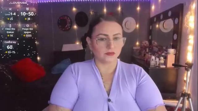 Image 11 of ivonnee__ Stream on Chaturbate on 29 days ago