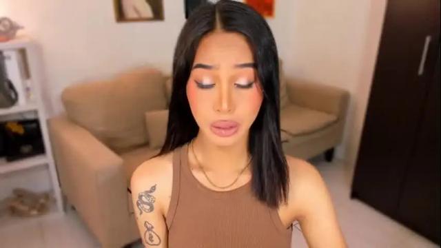 Image 8 of ivorycollins Stream on Chaturbate on 1 month ago