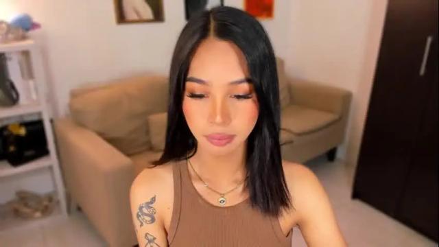 Image 10 of ivorycollins Stream on Chaturbate on 1 month ago