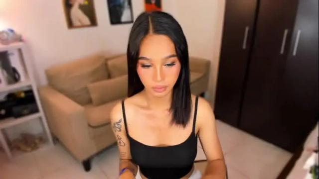 Image 2 of ivorycollins Stream on Chaturbate on 1 month ago