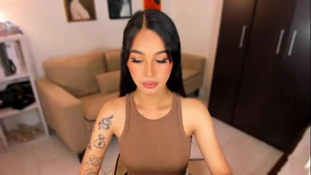 Image 3 of ivorycollins Stream on Chaturbate on 1 month ago