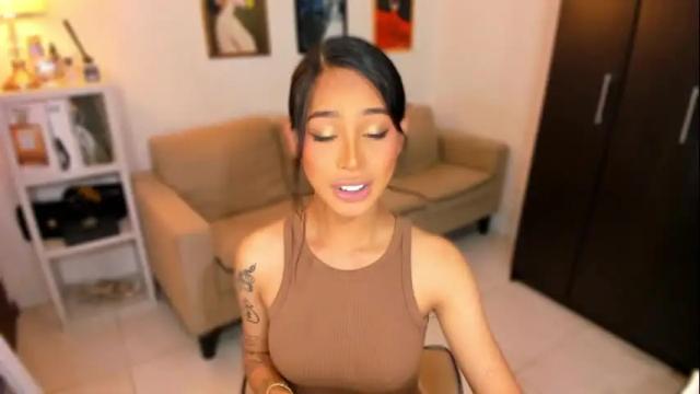 Image 4 of ivorycollins Stream on Chaturbate on 10 days ago