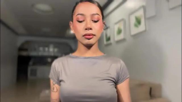 Image 2 of ivorycollins Stream on Chaturbate on 1 month ago