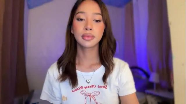 Image 3 of ivorycollins Stream on Chaturbate on 14 days ago