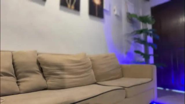 Image 8 of ivorycollins Stream on Chaturbate on 11 days ago