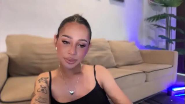 Image 12 of ivorycollins Stream on Chaturbate on 10 days ago