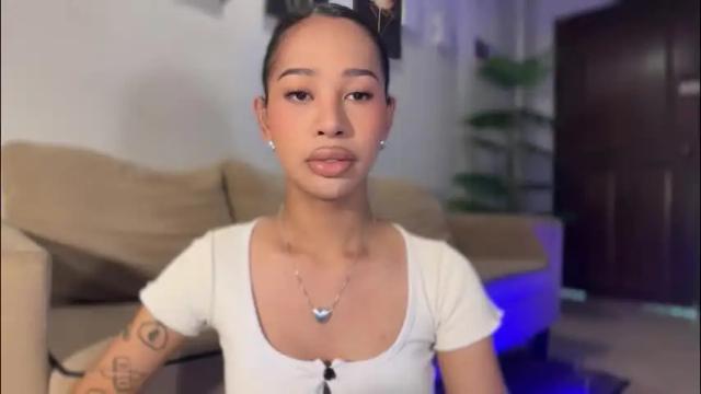 Image 4 of ivorycollins Stream on Chaturbate on 8 days ago