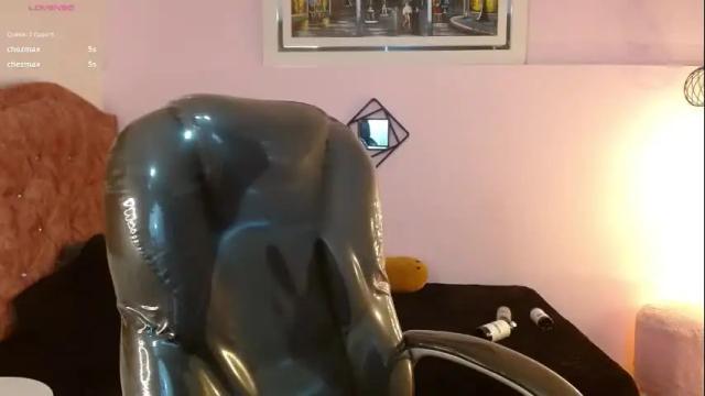Image 6 of ivy_gail Stream on Chaturbate on 2 months ago