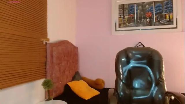 Image 7 of ivy_gail Stream on Chaturbate on 2 months ago
