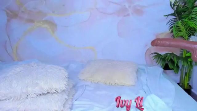 Image 7 of ivy_li Stream on Chaturbate on 15 months ago