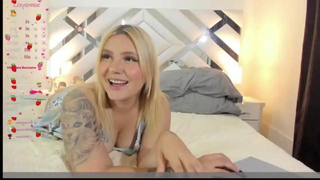 Image 12 of ivy_ragnar Stream on Chaturbate on 13 months ago