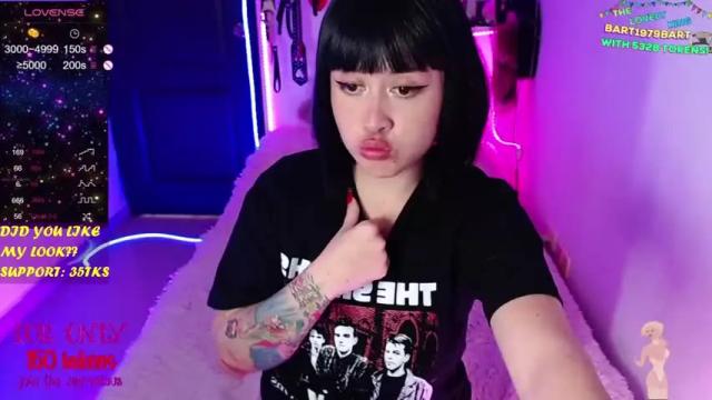 Image 2 of ivy_rosse Stream on Chaturbate on 19 months ago