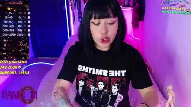Image 3 of ivy_rosse Stream on Chaturbate on 19 months ago