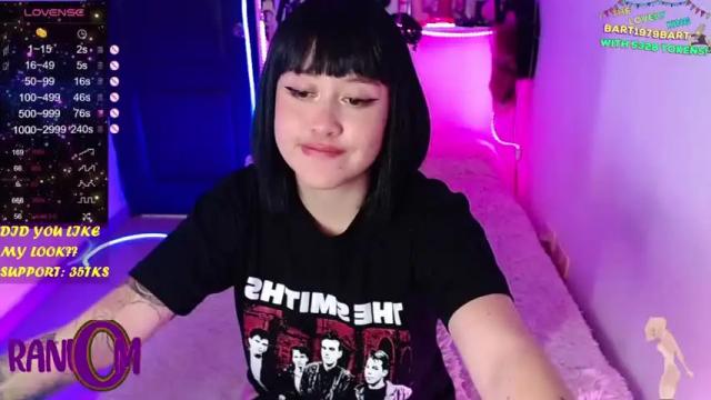 Image 8 of ivy_rosse Stream on Chaturbate on 19 months ago
