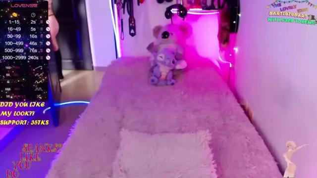 Image 6 of ivy_rosse Stream on Chaturbate on 19 months ago