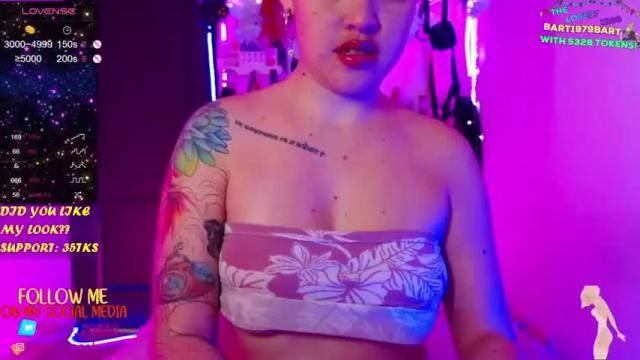 Image 8 of ivy_rosse Stream on Chaturbate on 19 months ago