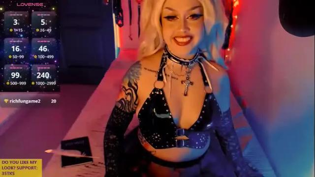 Image 12 of ivy_rosse Stream on Chaturbate on 6 months ago