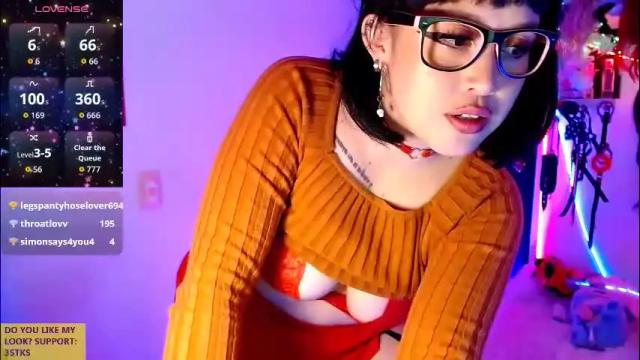 Image 3 of ivy_rosse Stream on Chaturbate on 4 days ago