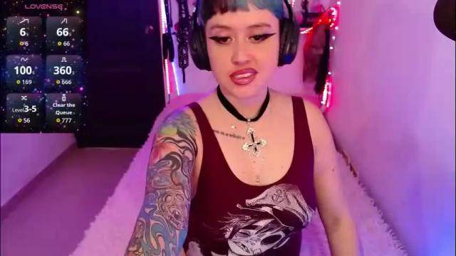 Image 2 of ivy_rosse Stream on Chaturbate on 29 days ago