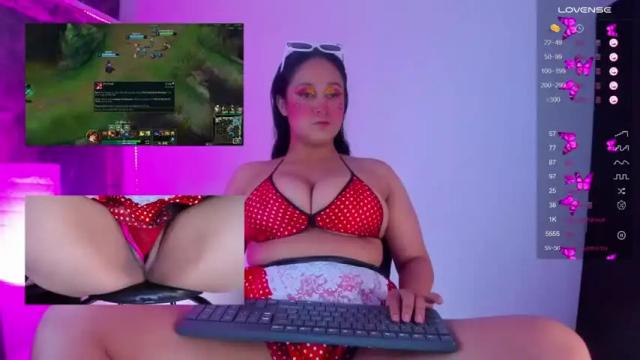 Image 2 of ivye_paige Stream on Chaturbate on 20 months ago