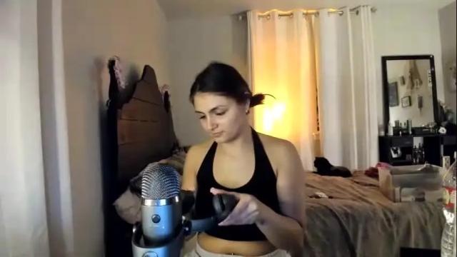 Image 12 of ivyfootgoddess Stream on Chaturbate on 14 months ago