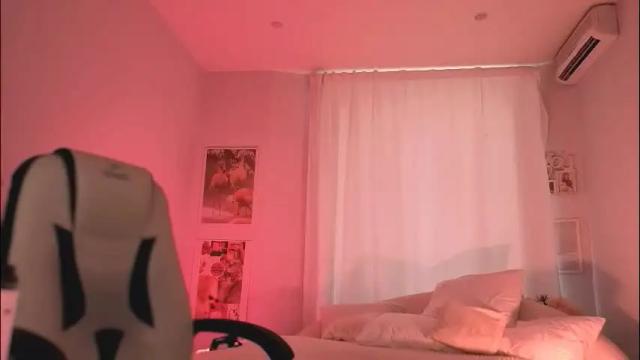 Image 7 of ivyhoney Stream on Chaturbate on 1 month ago