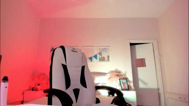 Image 12 of ivyhoney Stream on Chaturbate on 29 days ago