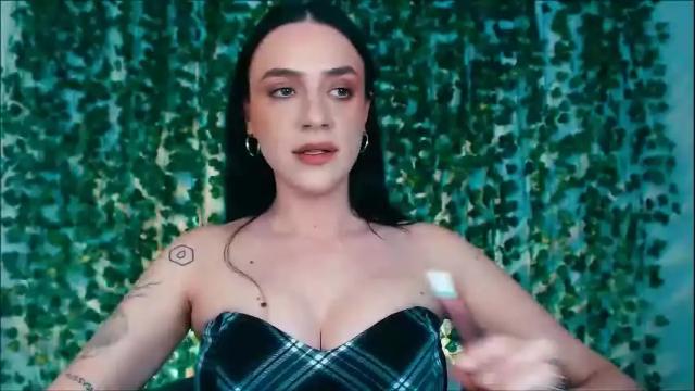 Image 4 of ivyjonson Stream on Chaturbate on 3 months ago