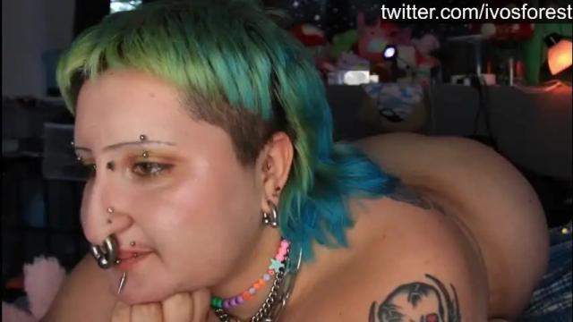 Image 4 of ivylustful Stream on Chaturbate on 2 days ago