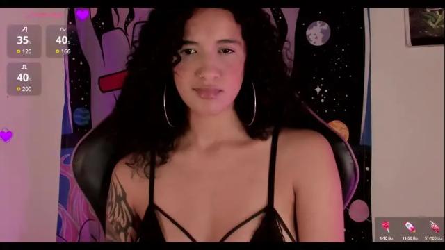 Image 8 of ivymanson_ Stream on Chaturbate on 4 months ago