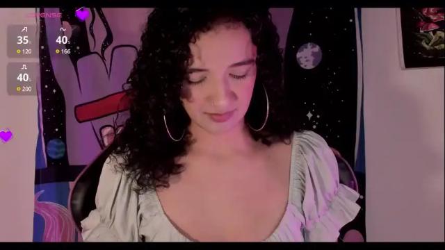 Image 2 of ivymanson_ Stream on Chaturbate on 3 months ago