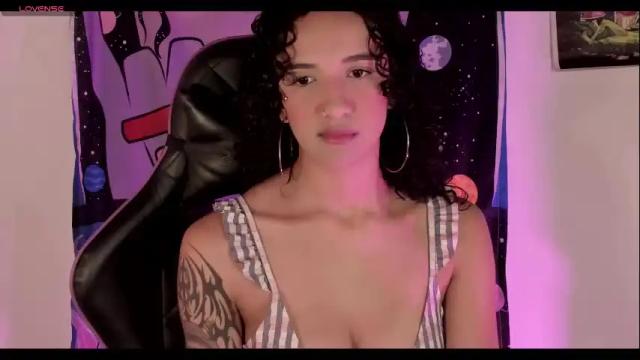 Image 3 of ivymanson_ Stream on Chaturbate on 3 months ago