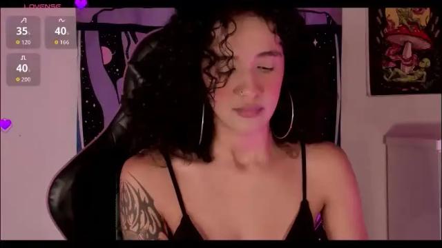 Image 8 of ivymanson_ Stream on Chaturbate on 1 month ago