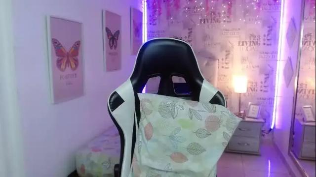 Image 3 of ivyy_crystal Stream on Chaturbate on 1 month ago