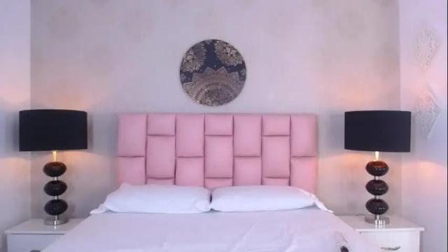 Image 2 of ivyy_crystal Stream on Chaturbate on 1 month ago