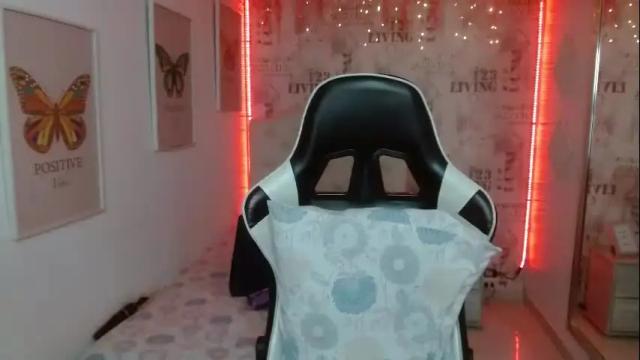 Thumbnail 3, ivyy_crystal's Stream at Chaturbate, 1 month ago