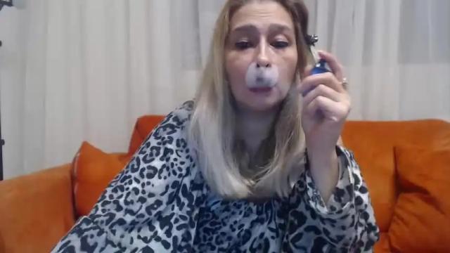 Image 8 of iwantu4real Stream on Chaturbate on 18 months ago