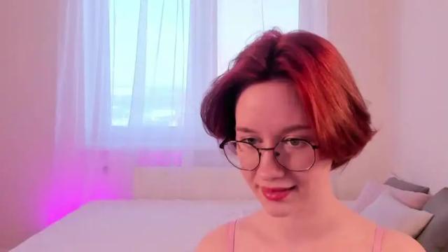 Image 11 of iwikie Stream on Chaturbate on 16 months ago