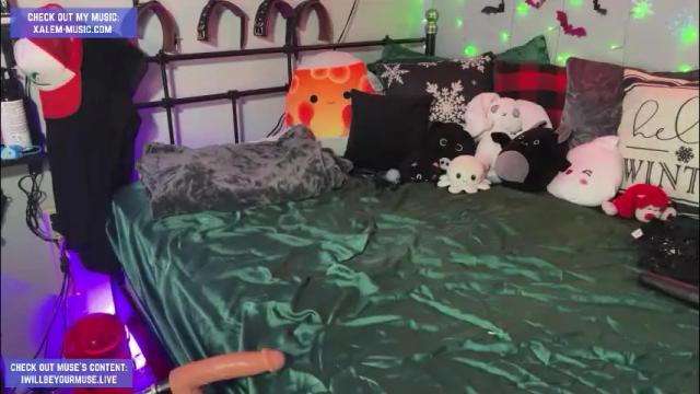 Image 7 of iwillbeyourmuse Stream on Chaturbate on 18 days ago