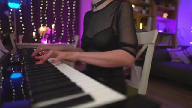 Image 12 of iwitch Stream on Chaturbate on 15 months ago
