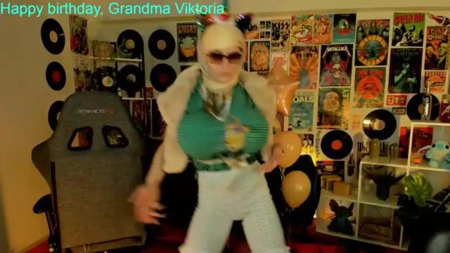 Image 12 of izabelmartin Stream on Chaturbate on 14 months ago