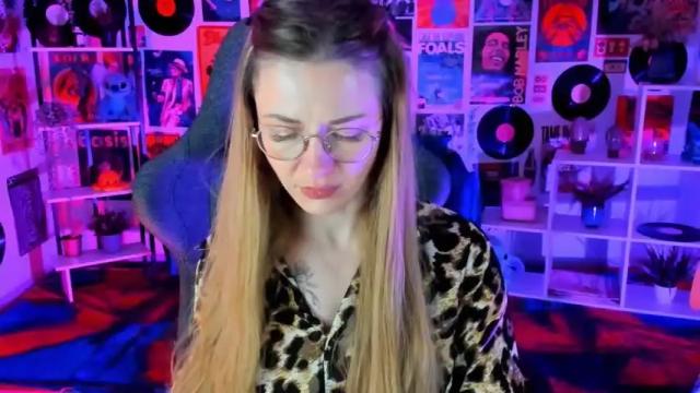 Thumbnail 2, izabelmartin's Stream at Chaturbate, 13 months ago