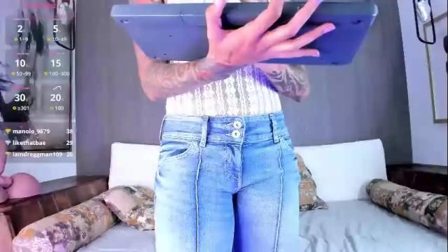 Image 12 of izanamii_ Stream on Chaturbate on 1 month ago