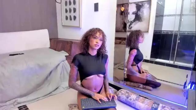 Image 6 of izanamii_ Stream on Chaturbate on 1 month ago