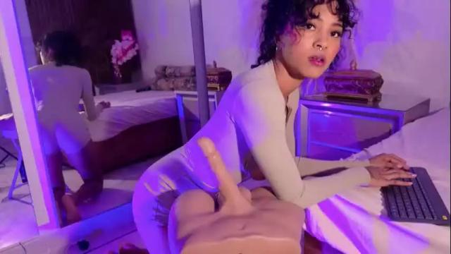 Image 8 of izanamii_ Stream on Chaturbate on 3 days ago